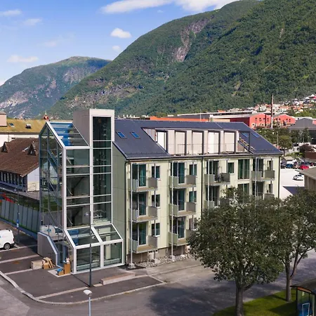 Klingenberg Fjord